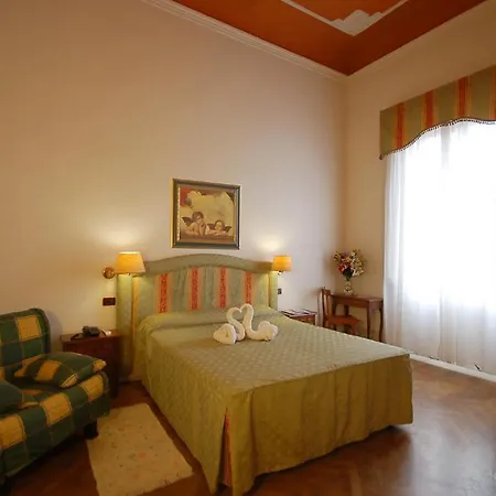 Ely Виареджо