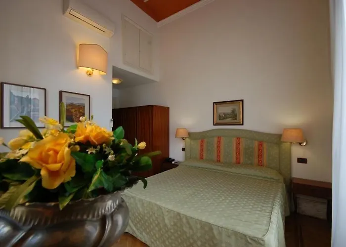 Ely 酒店 维亚雷焦